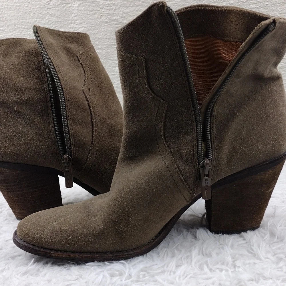 BCBGeneration Santina Taupe Suede Leather Pointy Toe Stacked Heel Ankle Boot